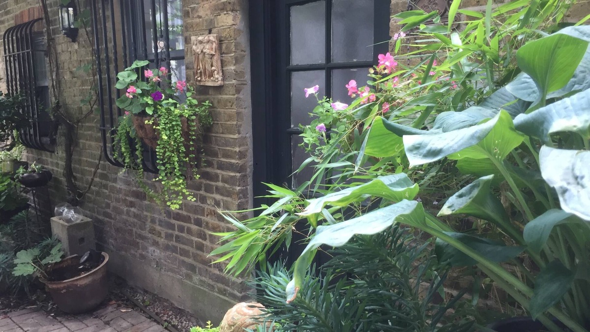 Bromley Common and Keston House | Self Contained Coach House
