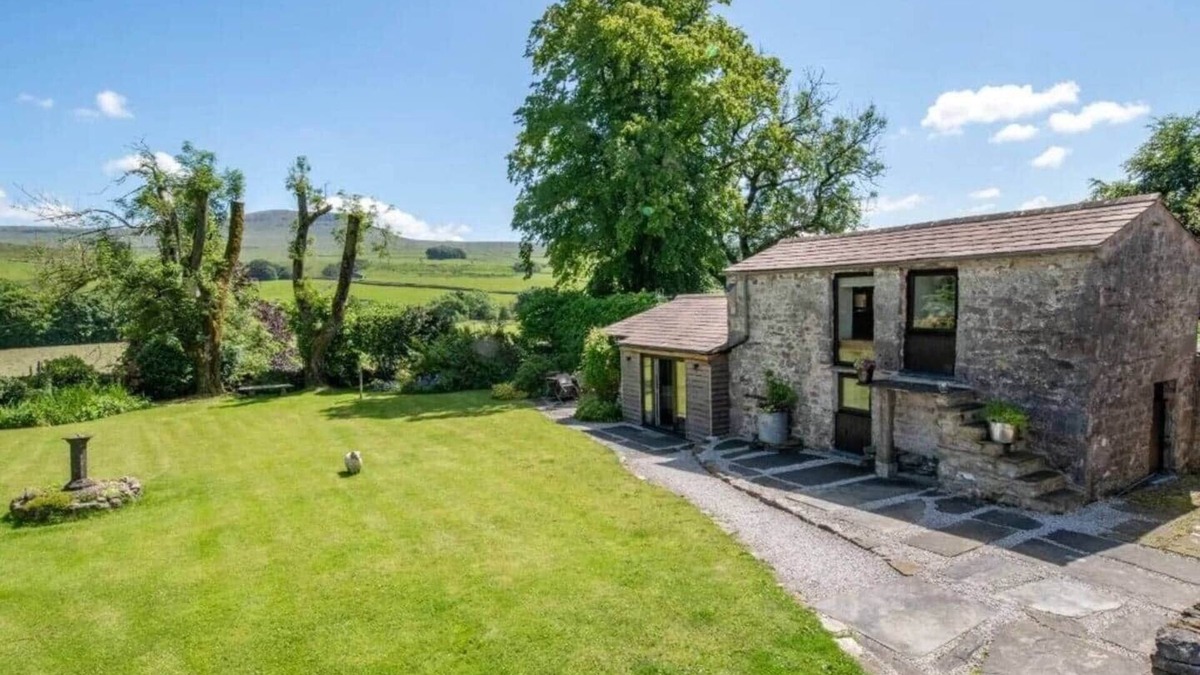 Horton in Ribblesdale House | Self-contained converted barn