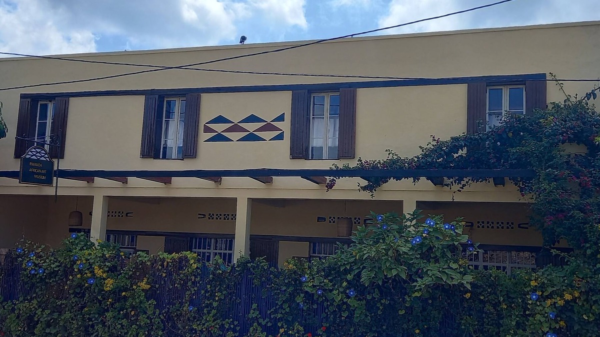 Nyanza Bed & Breakfast | Self contained rooms giving access to the Museum main exhibition hall