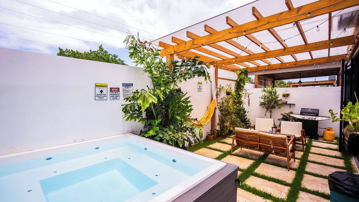 Bavaro Villa | SelfCheck 3 BED PRIVATE Jaccuzzi 3ba Downtown PUNTA CANA 10 min!PUJ airport