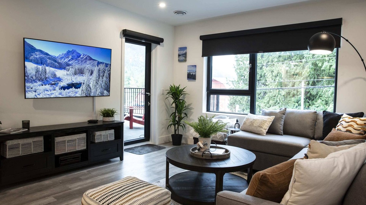 Revelstoke Apartment | Selkirk Staytion - Stylish Condo with Hot Tub