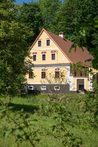 Sonov House | Selské stavení Melchior Häusler