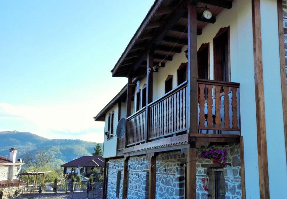 Mostovo House | Semana Guesthouse