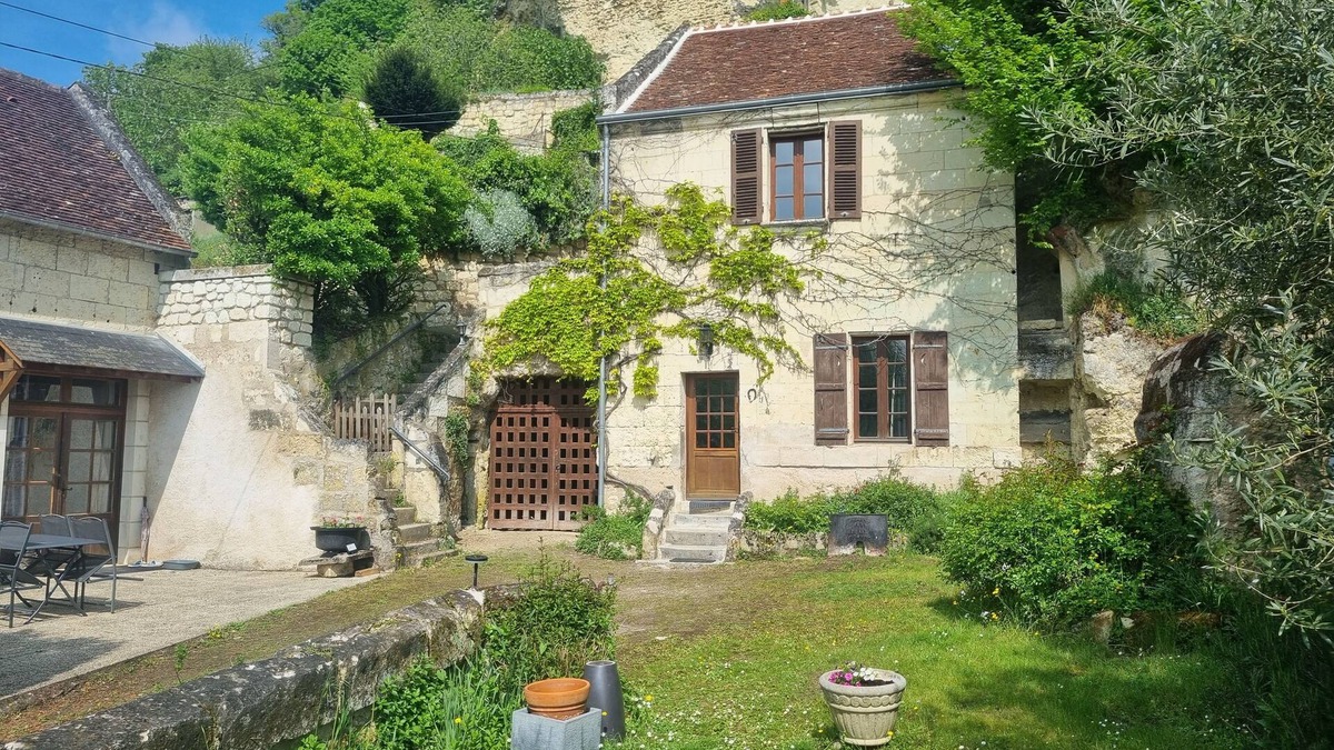 Bourre House | Semi-cave house MONTRICHARD(41) near Beauval and Chenonceaux zoos
