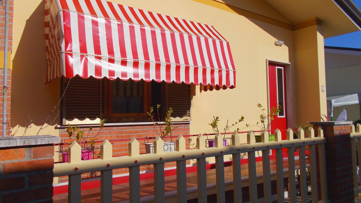 Torre del Lago Puccini House | Semi-detached Villa between Lake and Sea