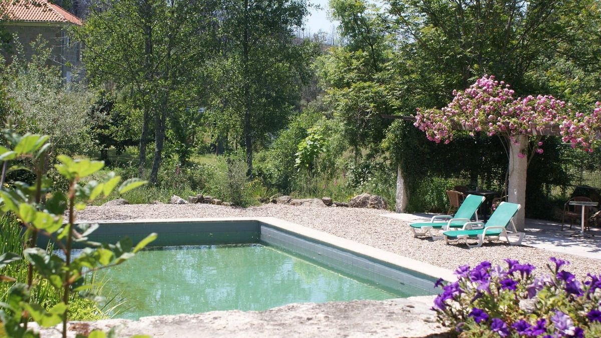 Covas House | Semi-detached home in Covas with shared pool