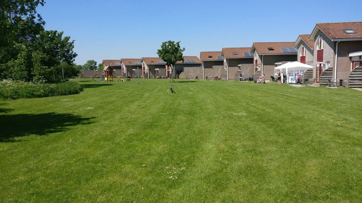 Franeker House | Semi-detached house in Franeker with a shared pool