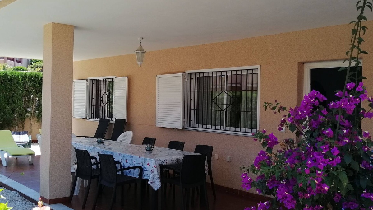Puerto Marino House | Semi-detached with garden + swimming pool near beach, WIFI fiber + garage