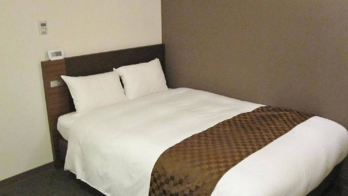 Naka Ward Hotel | Semidouble Smoking Bed width 140cm Room wit/Hamamatsu Shizuoka
