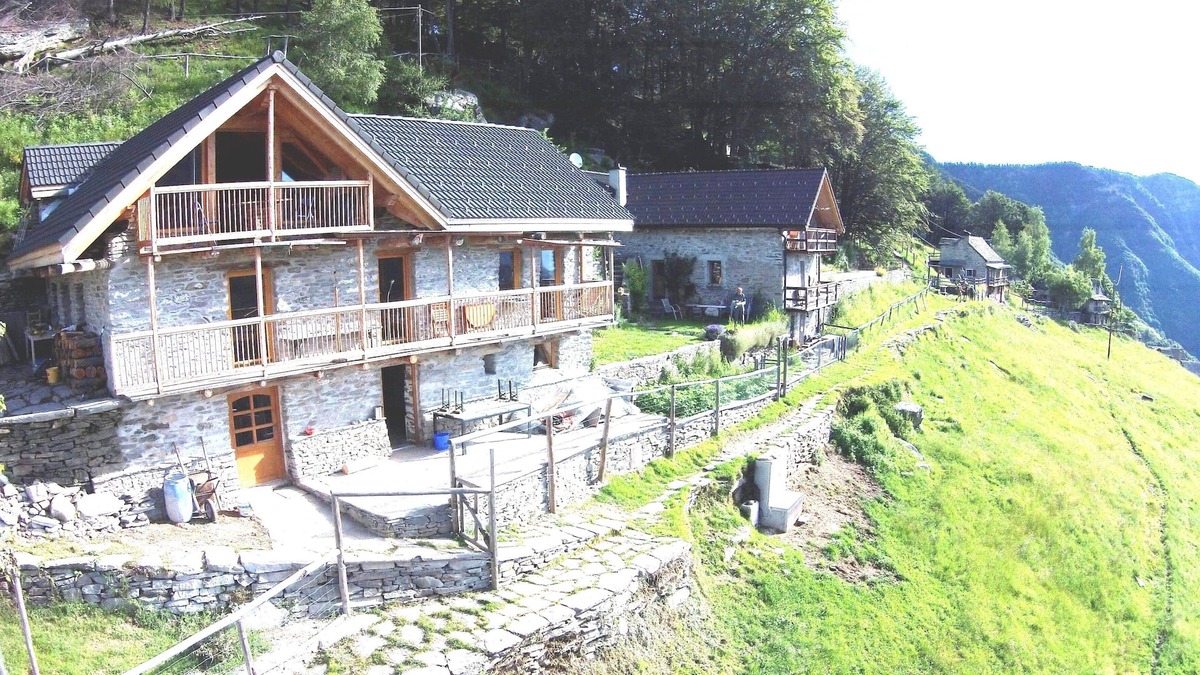 Spruga House | Seminar group house, 4 bedrooms, kitchen, group room, 3 showers, 3 toilets