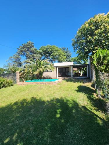 Pueblo Andino House | Sencilla, frente al río