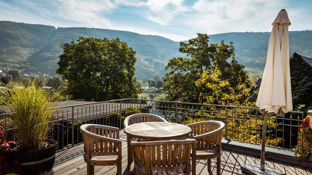 Senheim House | Senhalser Höfe, Rosenhaus ✸✸✸✸✸
