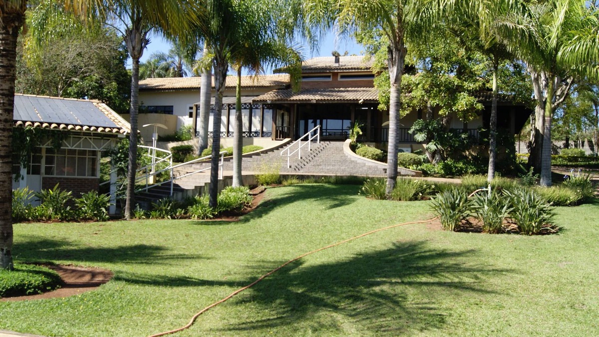 Cabreuva House | Sensational Site, Many Leisure Options !