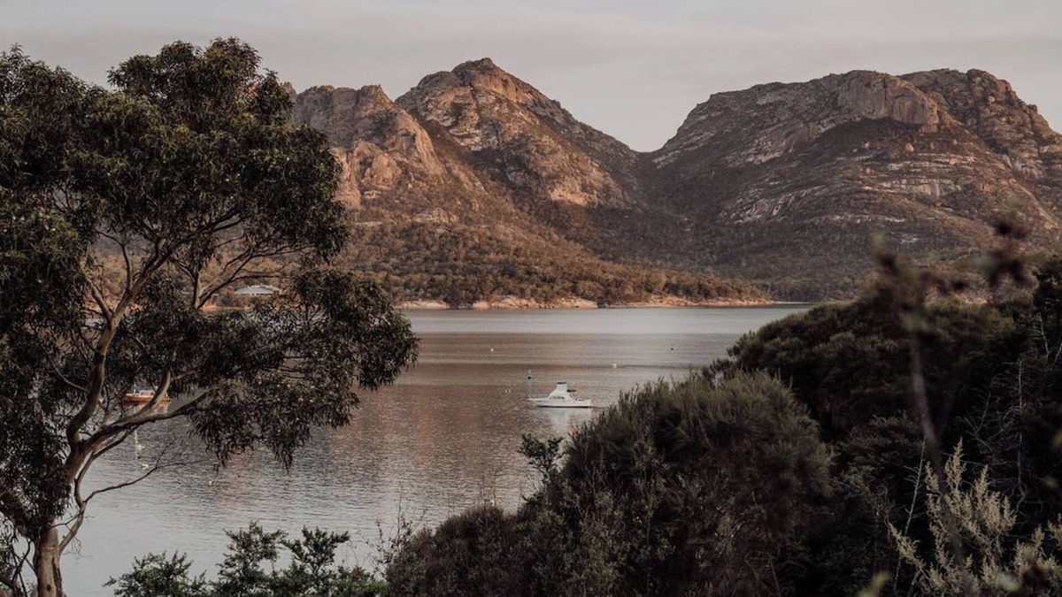 Coles Bay House | Sentinel at Freycinet