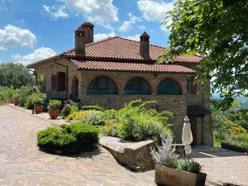 Civitella in Val di Chiana Villa | Sentire - Vegetarian Tuscan Villa & Resort