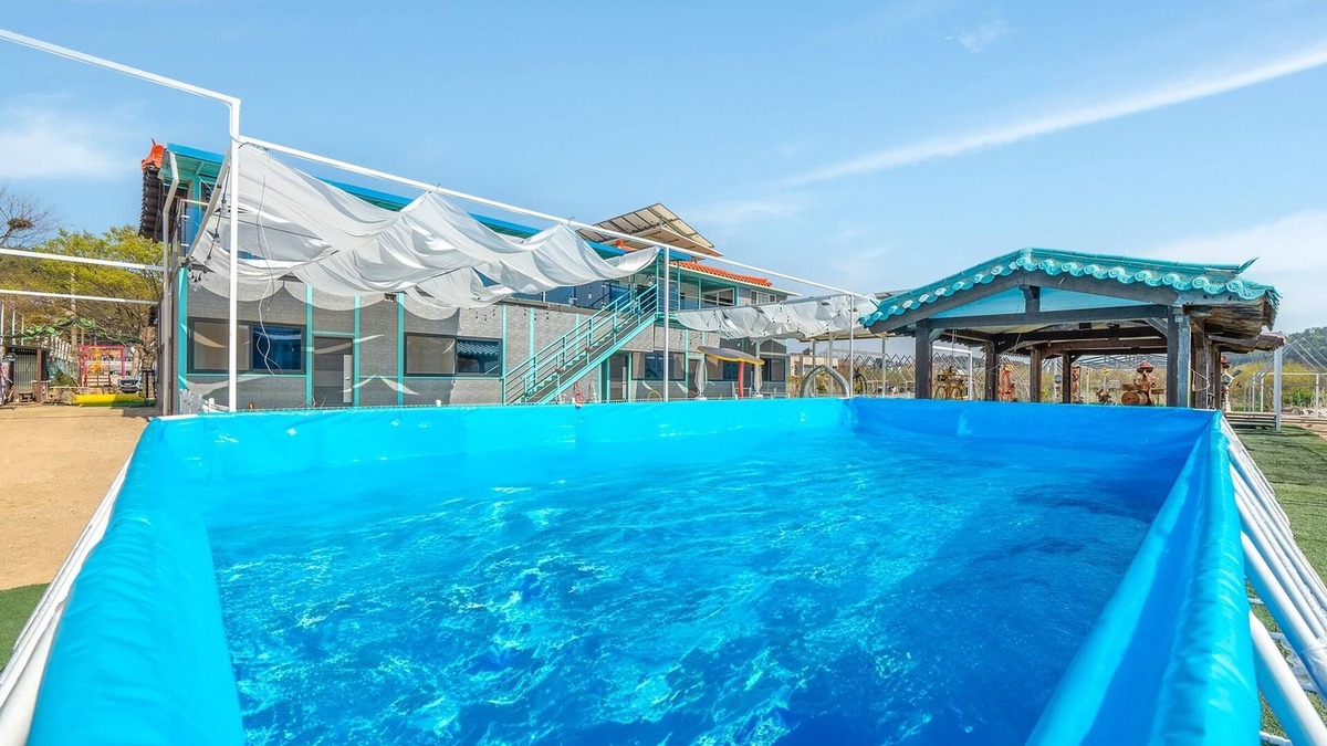 Suwon House | Seonjaedo Gaekkul House pet Pension