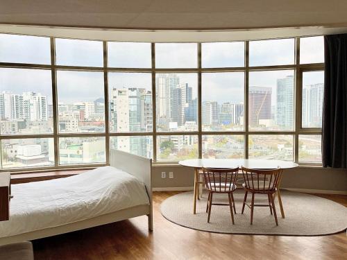 Cheongpa-dong Apartment | Seoul Stn 3min Panorama Duplex