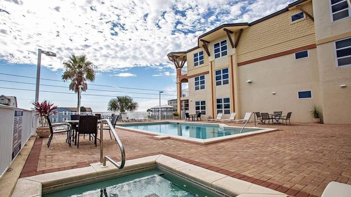 Mexico Beach Condo | Sep 3-19 Last Minute Opening! Oceanview Condo, Heated Pool, Hot Tub & Sauna!