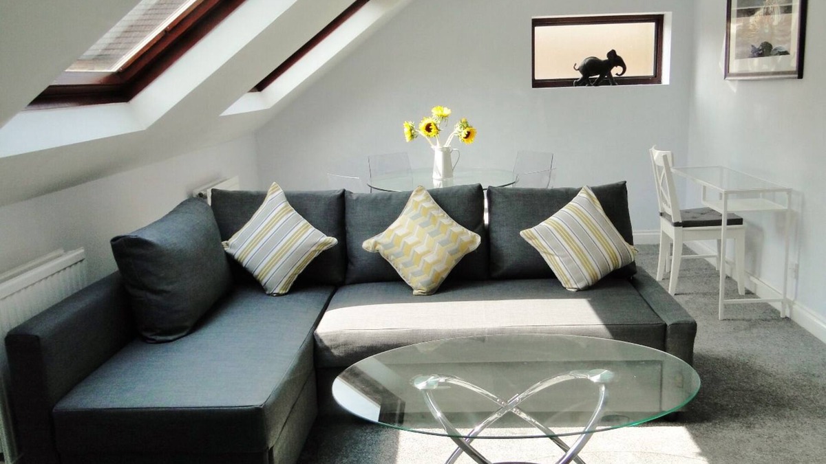 Oxford Apartment | Separate Annex. Private Entrance