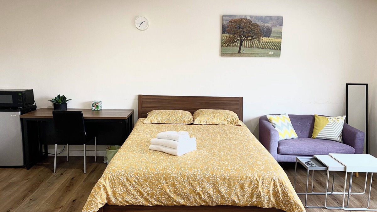 Monterey Park House | Separate Private Access Big Master Suite