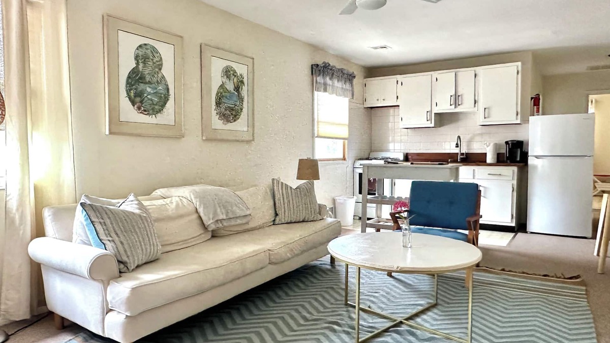 Seaside Heights Apartment | SEPTEMBER IS BEAUTIFUL BEACH WEATHER.PERFECT FOR FAMILY.COUPLE QUIET NORTH END
