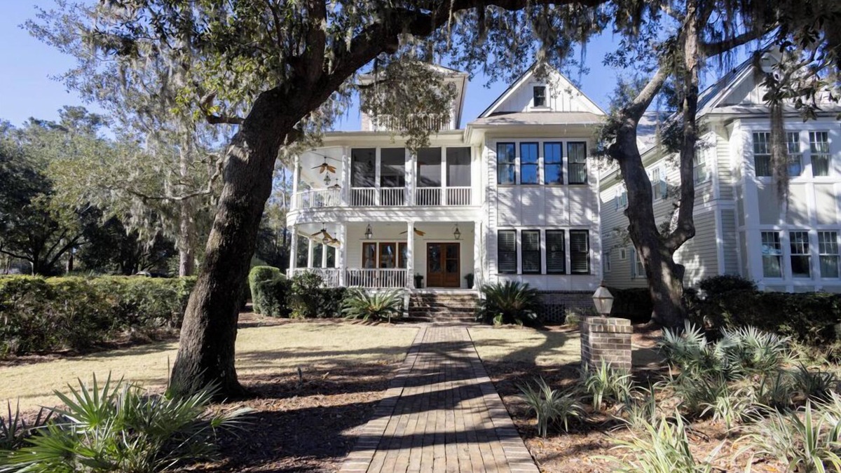 Palmetto Bluff House | SEPTEMBER SPECIAL RATE! Private Pool, Game Room, Elevator, Garage!