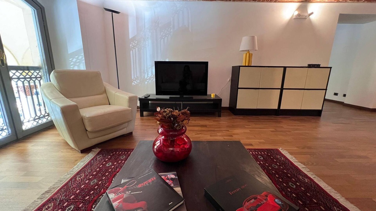 Novara Apartment | September Suite - Luxury apartment in the historic center of Novara