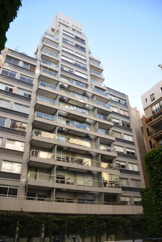 Nunez Apartment | Septiembre Station View