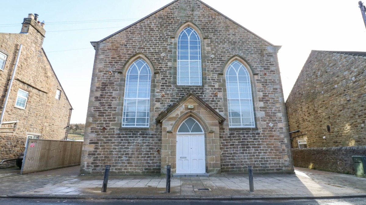 Eastgate House | SERAPHIM HOUSE, pet friendly, with hot tub in St John's Chapel