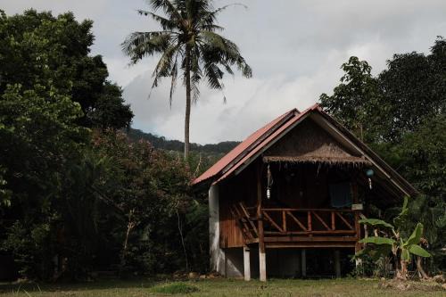 Khong Koi Beach Hotel | Seree Bungalows & Chill Bar