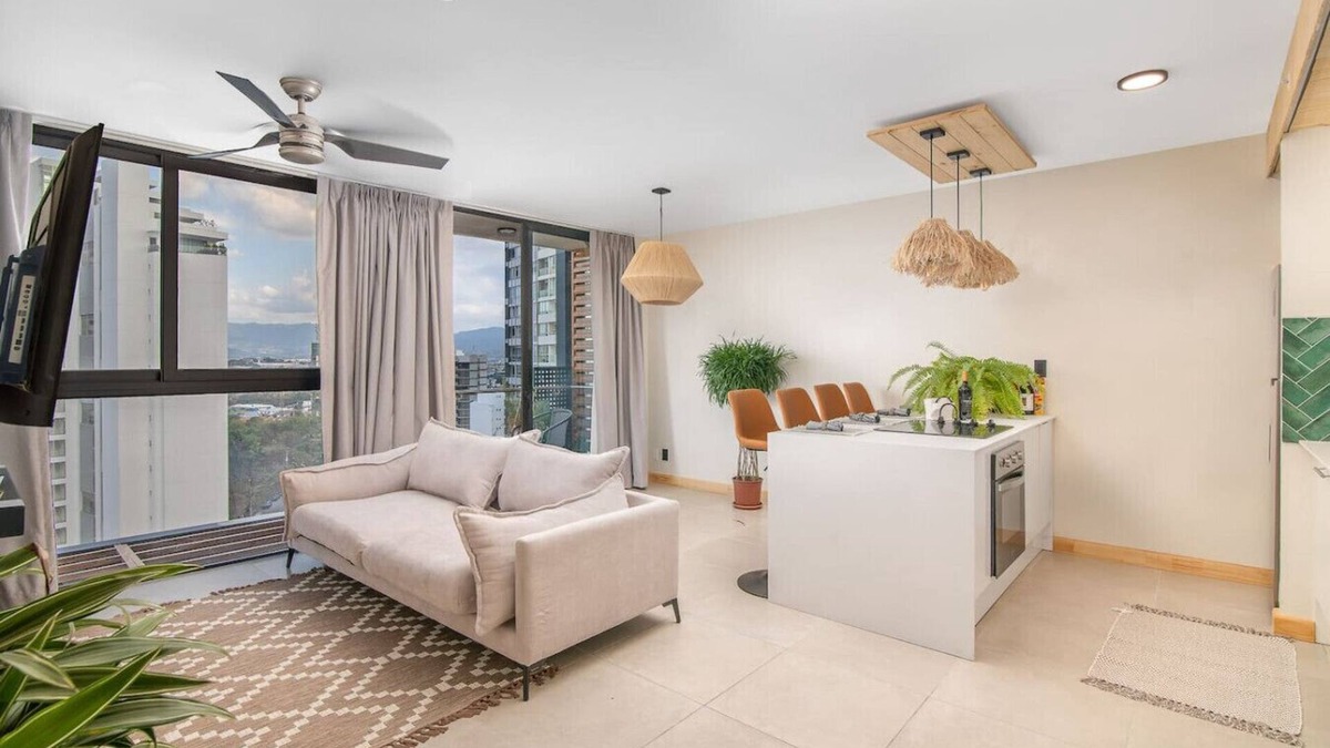 Rohrmoser Apartment | Serena - Cozy Tropical Apartment