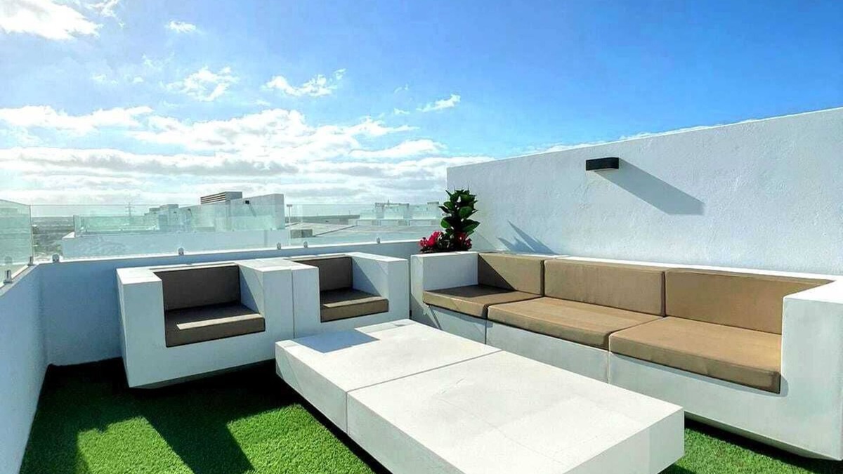 Playa Blanca Villa | Serena Holiday Homes by LIVVO