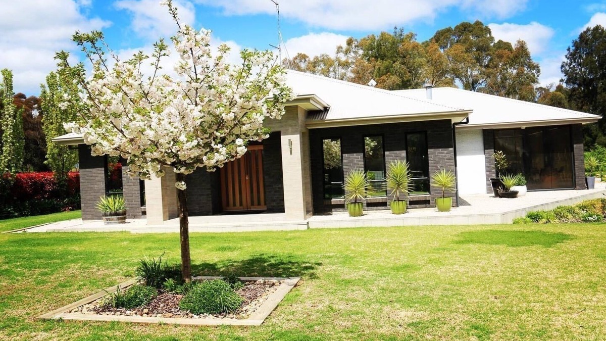Sevenhill House | Serendipity@7hill self-contained accommodation