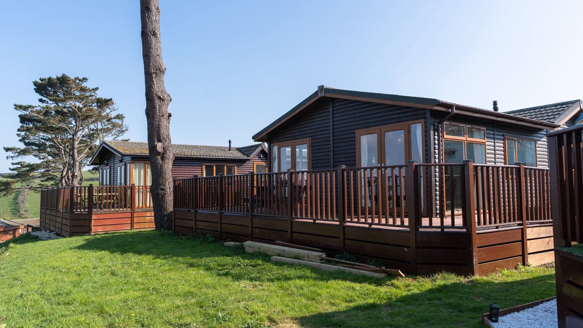 Saint John Ski Chalet | Serendipity Lodge
