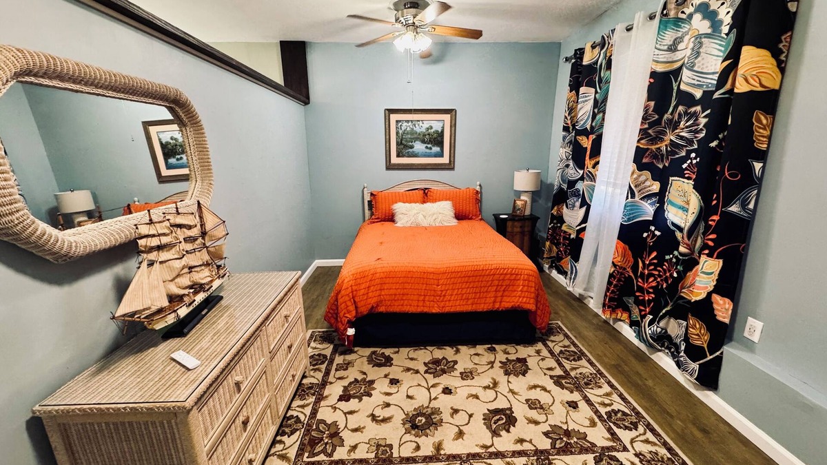 Pawleys Island Apartment | Serene 1 bedroom apt. on Golf course with onsite gym & massage