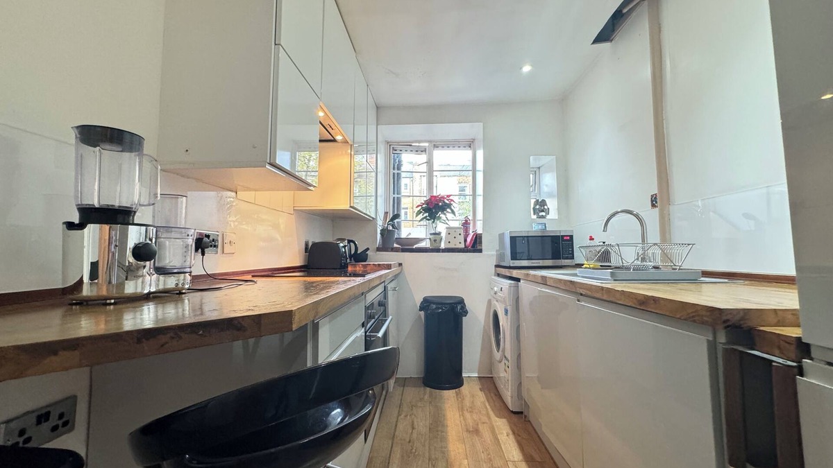 Stockwell Apartment | Serene 1BD Flat, 7 Mins from Clapham Common