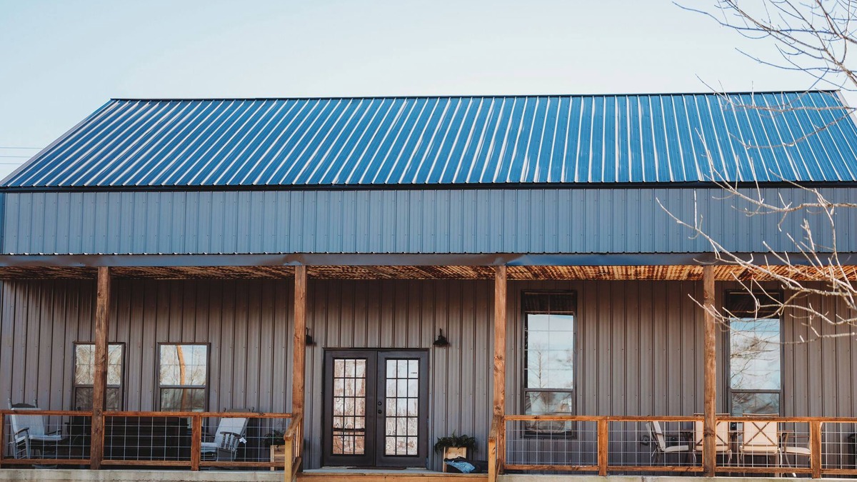 Oil City House | Serene 2 Bedroom with Loft located on Caddo Lake