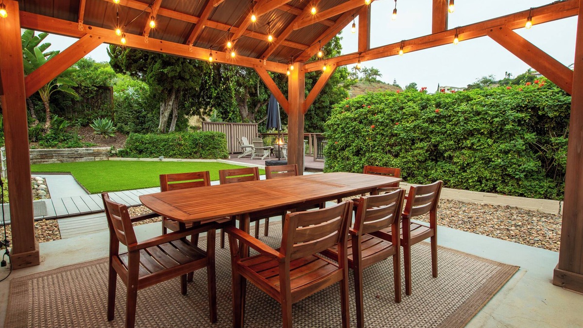 Bay Ho House | Serene 4 Bedroom with Canyon and Ocean Views