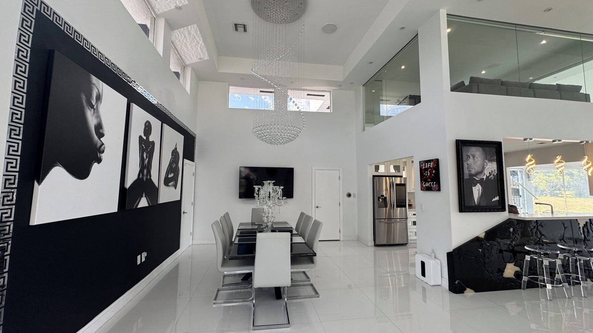 Tamarac House | Serene 4-Spacious luxury home
