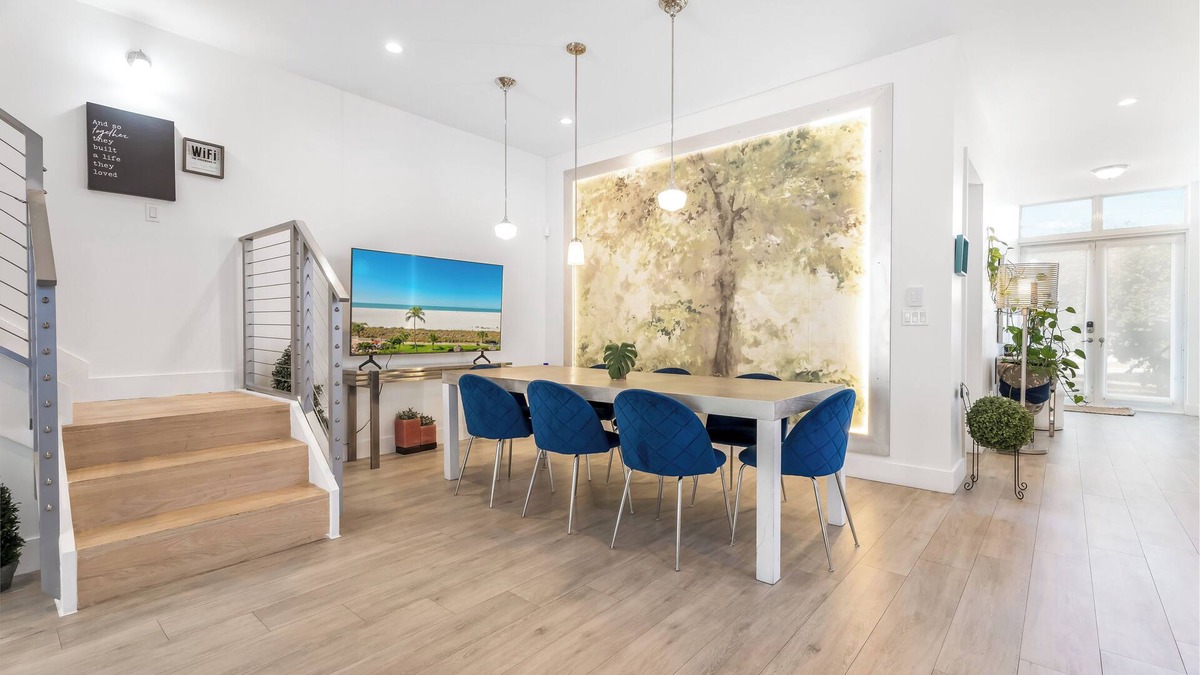 Coral Way House | Serene 5-bedroom house with heated pool in Miami