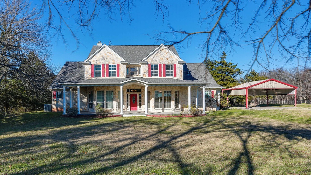 Westminster House | Serene 50-Acre Nature Retreat Near Melissa & Anna