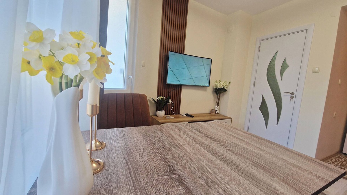 Veliko Tarnovo Center Apartment | Serene apartment with AC in top centre of charming Veliko Tarnovo