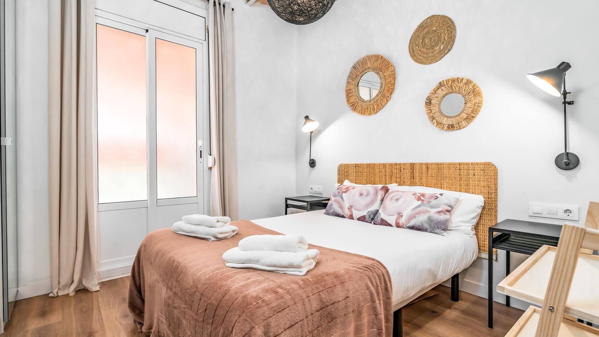 Gandia Apartment | Serene apartment with AC in charming Gandia
