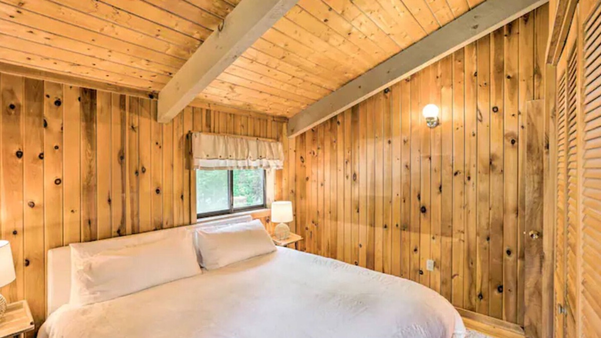 Otis House | Serene Berkshires Cabin w/Deck & Fire Pit!