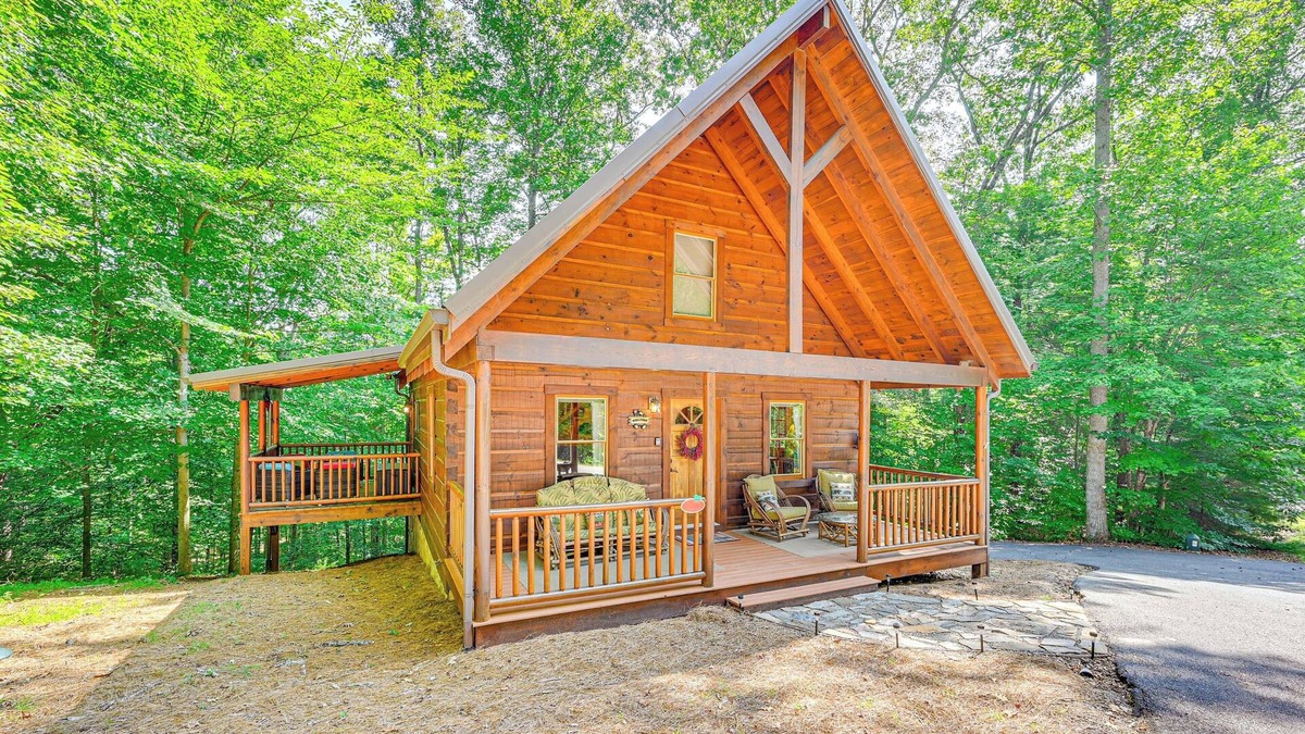 Reserve at Fairystone Cabin | Serene Cabin < 1 Mi to Fairy Stone State Park!