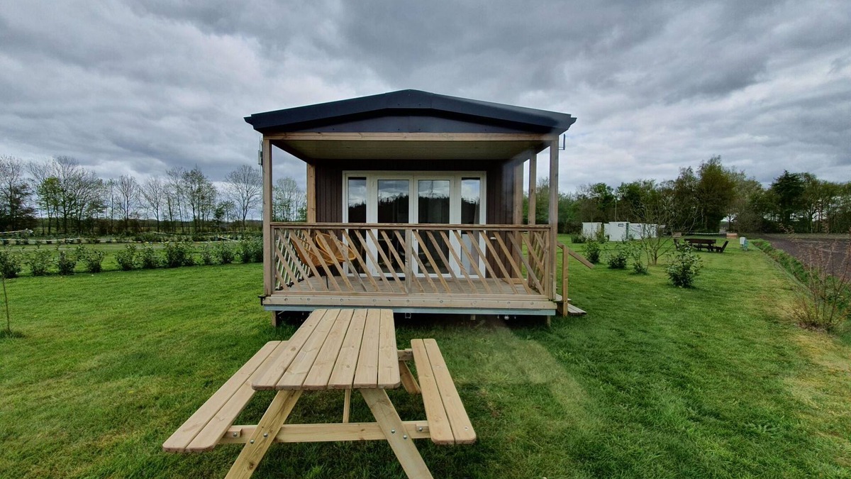 Schoonloo House | Serene chalet in Schoonloo with patio