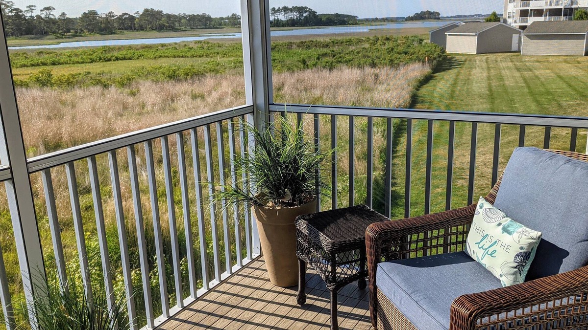Ocean View Condo | SERENE COASTAL SETTING!