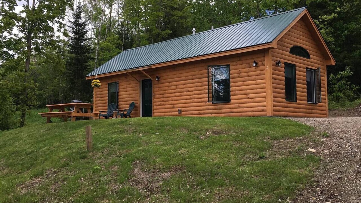 Hyde Park Cabin | Serene Country Cabins 2 In the heart of Vermont