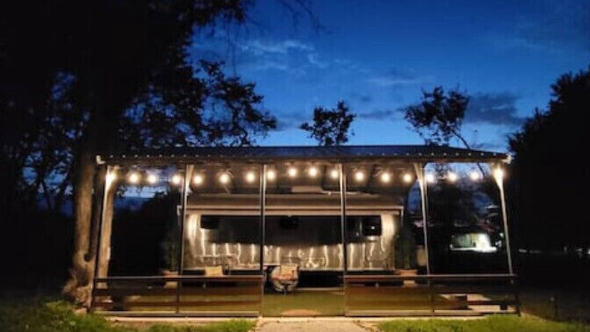 Pleasant Hill House | Serene Countryside Glampingn