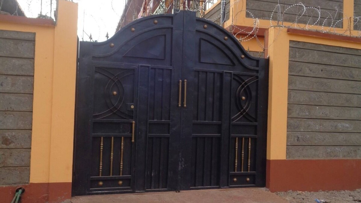 Wang'uru Bed & Breakfast | Serene, cozy 1-bedroom apartment in Mwea, Kenya